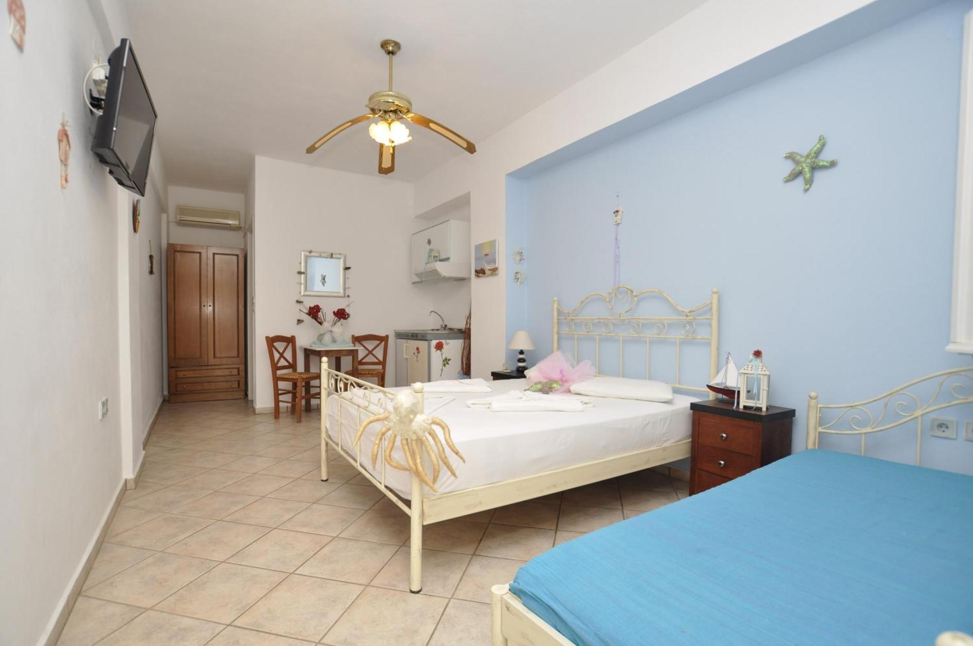 Manos Apartments Mégas Yialós-Nítes Zimmer foto